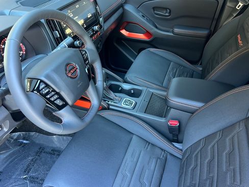 New 2026 Nissan Frontier PRO-4X w/ Pro-4x Convenience Package image 10