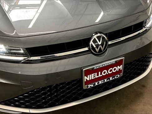 New 2025 Volkswagen Jetta SE image 29