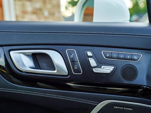 Used 2015 Mercedes-Benz SL 550 image 50