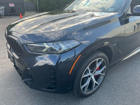 Certified 2024 BMW X6 xDrive40i w/ Premium Package AWD/4WD image 3