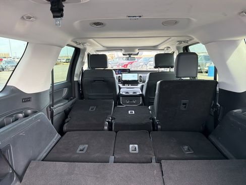 Used 2025 Ford Expedition Max Active image 28