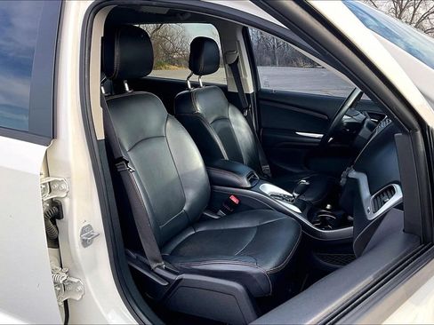 Used 2019 Dodge Journey GT image 10