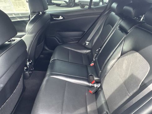 Used 2022 Kia Stinger GT-Line image 23