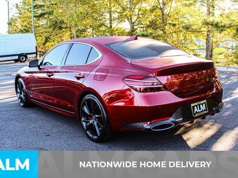 Used 2022 Genesis G70 3.3T image 5