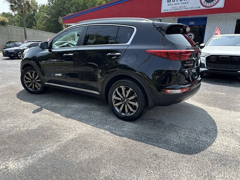 Used 2018 Kia Sportage EX w/ EX Sport Appearance Package FWD image 4