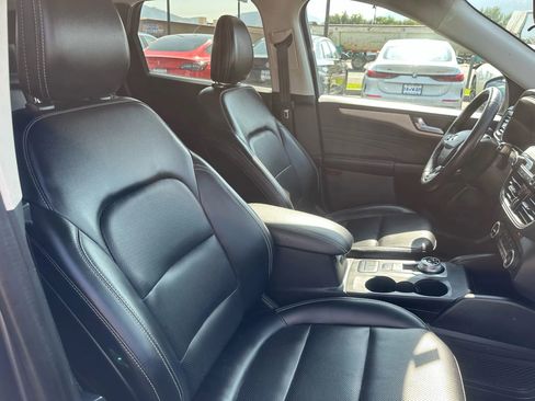 Used 2021 Ford Escape SEL image 24