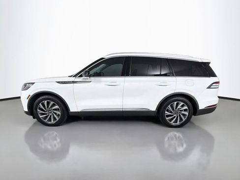 Used 2026 Lincoln Aviator 2WD image 8