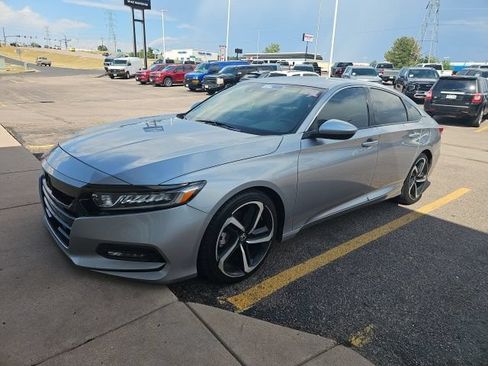 Used 2020 Honda Accord Sport image 8