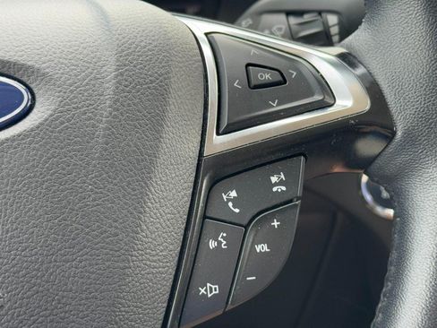 Used 2024 Ford Edge Titanium AWD/4WD image 18