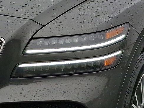 Used 2025 Genesis GV80 2.5T Standard image 9