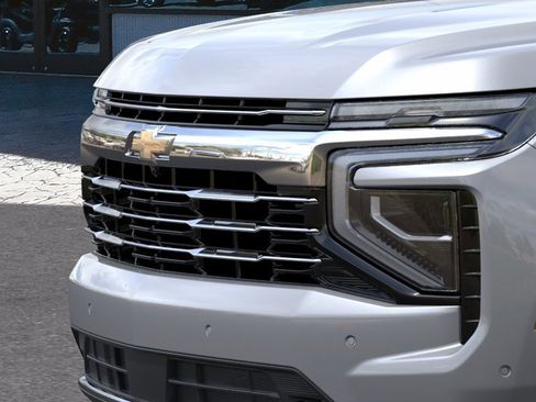 New 2026 Chevrolet Suburban LT AWD/4WD image 37