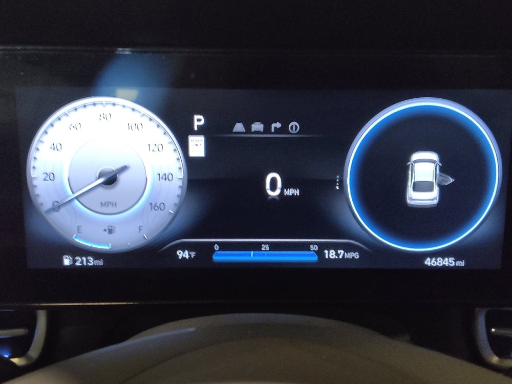 Used 2024 Hyundai Elantra SEL FWD image 23