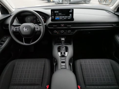 Certified 2026 Honda HR-V LX image 10