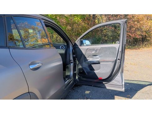 Used 2021 Mercedes-Benz GLA 45 AMG 4MATIC image 11