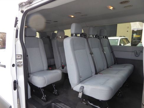 Used 2015 Ford Transit 350 XL image 24