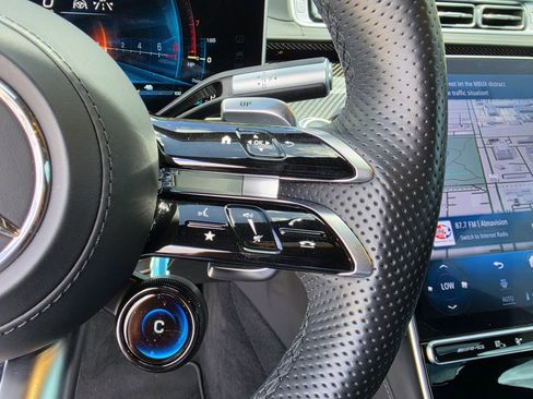 Used 2024 Mercedes-Benz S 63 AMG S w/ Carbon Fiber Exterior Package image 23