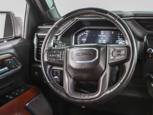 Used 2024 GMC Sierra 1500 Denali Ultimate AWD/4WD image 13
