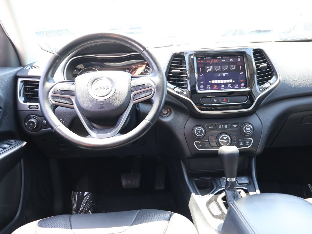 Used 2020 Jeep Cherokee Limited FWD image 18