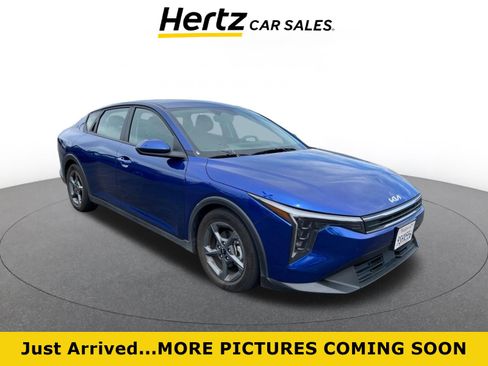 Used 2025 Kia K4 FWD image 1
