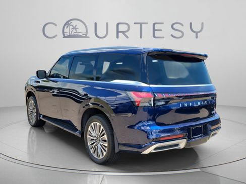 Used 2026 INFINITI QX80 Luxe w/ Cargo Package AWD/4WD image 2