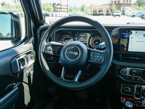 New 2026 Jeep Gladiator Mojave AWD/4WD image 15