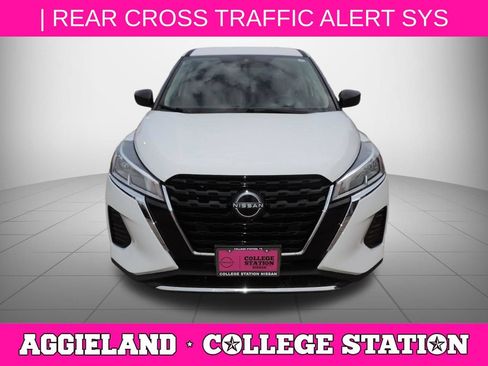 Certified 2023 Nissan Kicks S FWD image 10