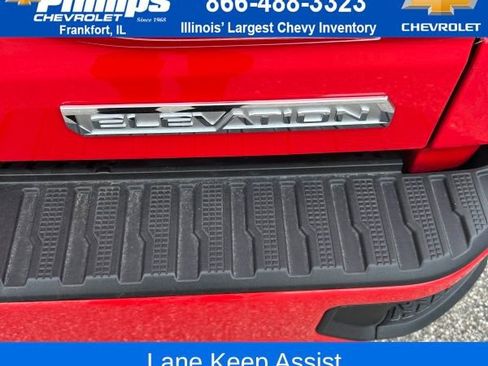 Used 2025 GMC Sierra 1500 Elevation image 11