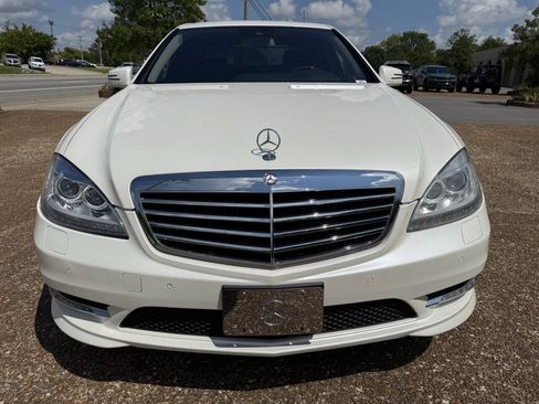 Used 2013 Mercedes-Benz S 550 Sedan image 2