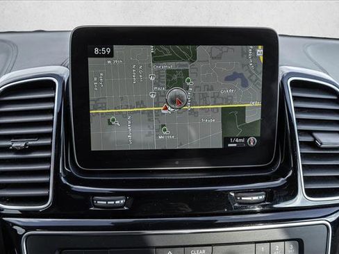 Used 2018 Mercedes-Benz GLS 450 4MATIC image 19