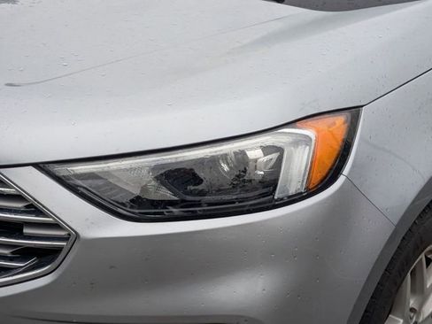 Used 2022 Ford Edge SEL image 18