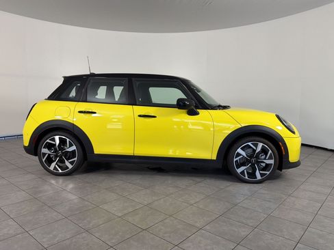 New 2026 MINI Cooper S FWD image 8