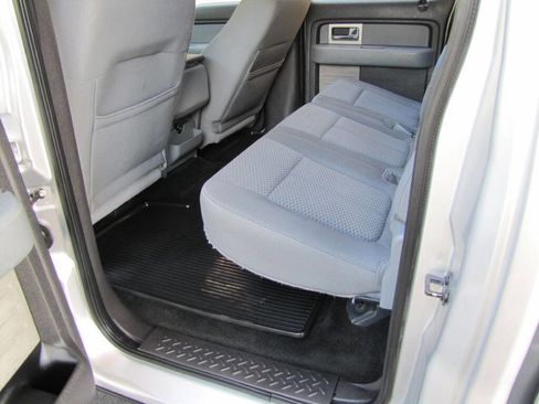 Used 2011 Ford F150 XLT w/ XLT Chrome Pkg AWD/4WD image 18