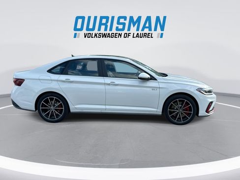 New 2026 Volkswagen Jetta GLI Autobahn FWD image 9