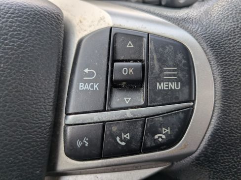 Used 2022 Ford Explorer XLT w/ Equipment Group 202A RWD image 27