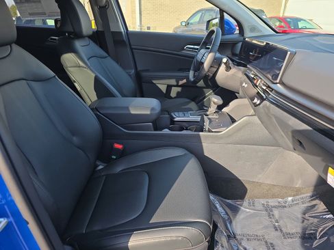 New 2026 Kia Sportage EX image 10