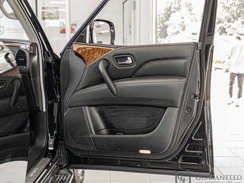 Used 2018 INFINITI QX80 2WD w/ Driver Assistance Package image 45