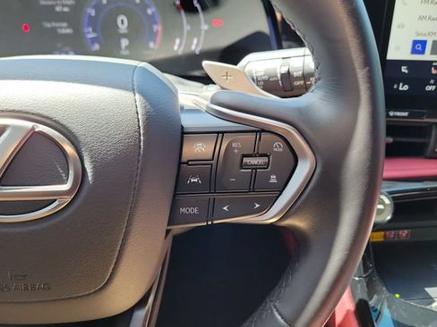 Used 2025 Lexus NX 250 FWD w/ Towing Package (2000 Lbs) image 27