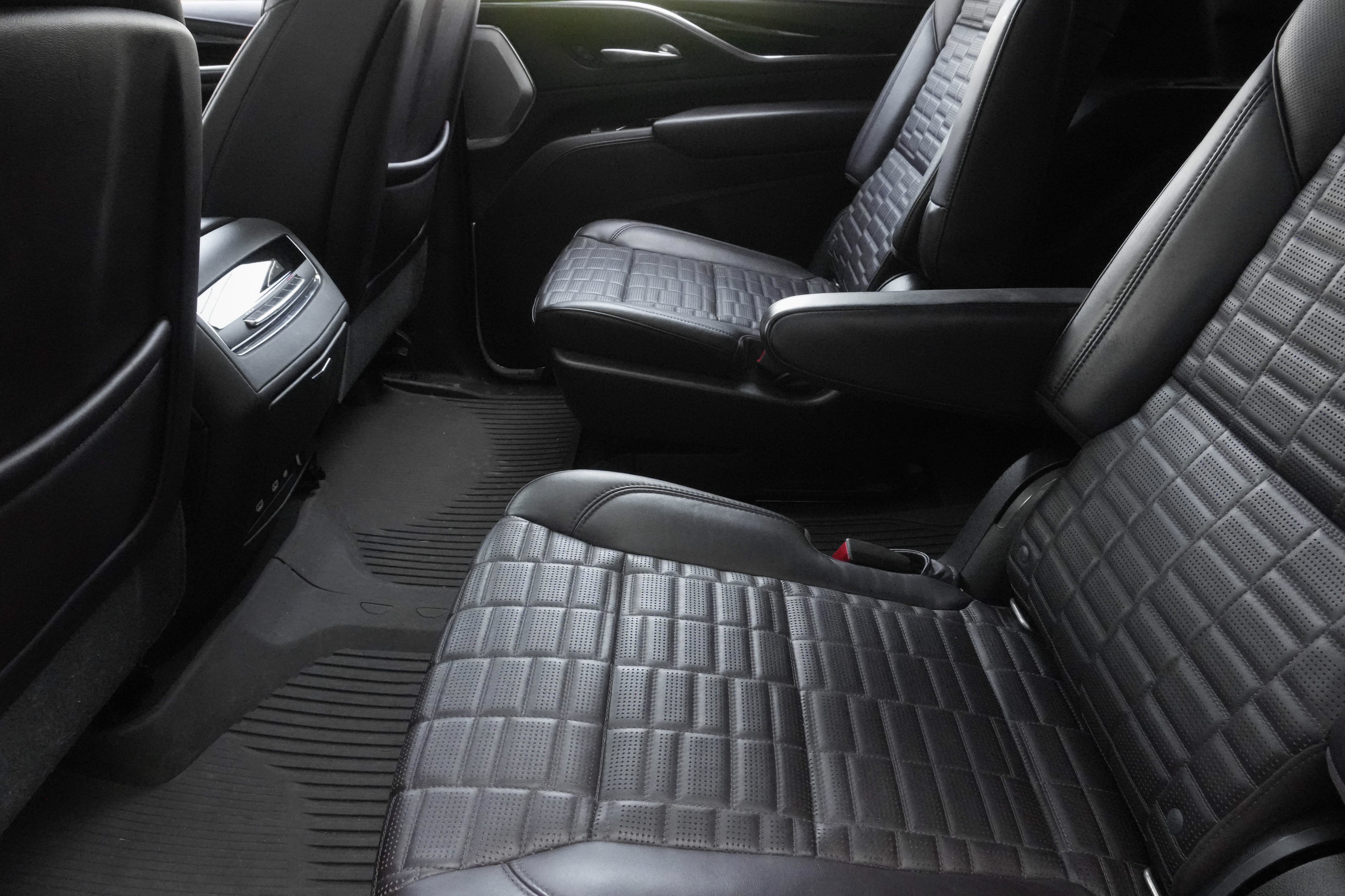 Used 2021 Cadillac Escalade Sport Platinum AWD/4WD image 34