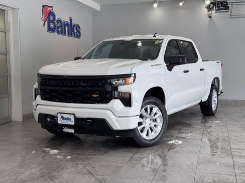 Certified 2024 Chevrolet Silverado 1500 Custom image 2