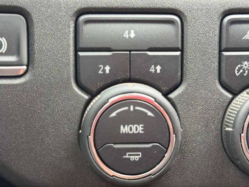 Used 2025 Chevrolet Silverado 3500 LT w/ Trail Boss Package image 24