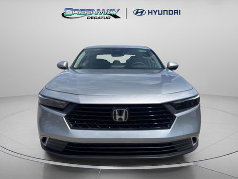 Used 2024 Honda Accord EX image 3
