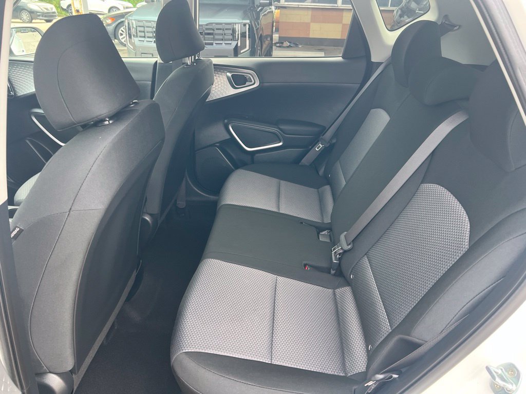 Certified 2023 Kia Soul S FWD image 8