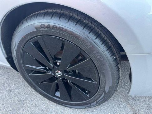 Used 2019 Nissan Altima 2.5 SL FWD image 30