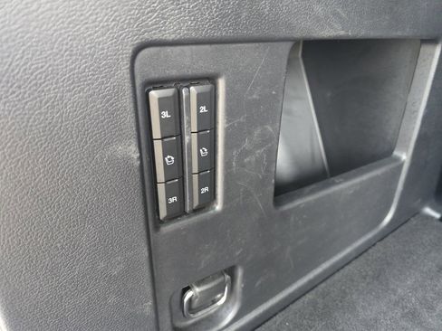 Used 2022 Ford Expedition XLT image 22