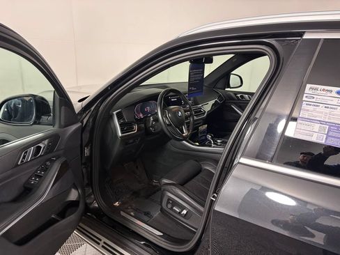 Used 2023 BMW X5 xDrive40i AWD/4WD image 13