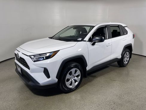 Certified 2023 Toyota RAV4 LE FWD image 7