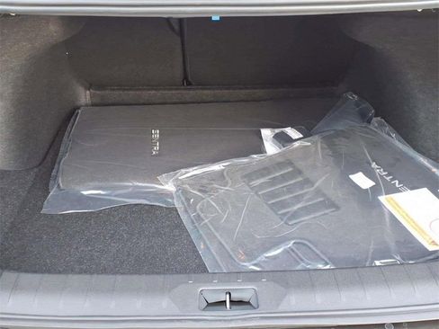 New 2026 Nissan Sentra SR w/ SR Premium Package image 10