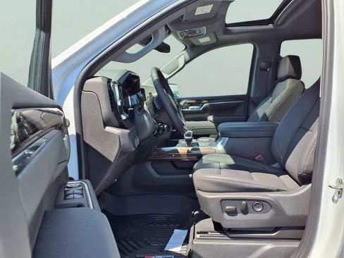 New 2026 Chevrolet Silverado 1500 LT Trail Boss w/ LT Trail Boss Premium Package AWD/4WD image 16