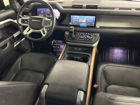 Used 2020 Land Rover Defender 110 HSE AWD/4WD image 12