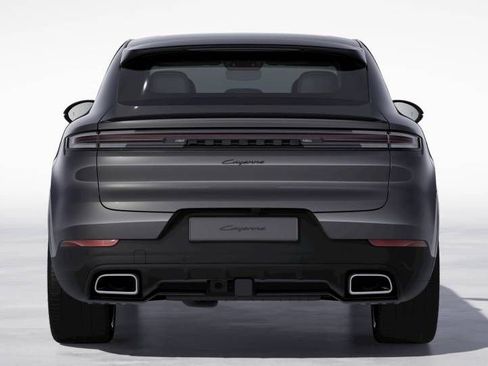 Certified 2025 Porsche Cayenne Coupe AWD/4WD image 7